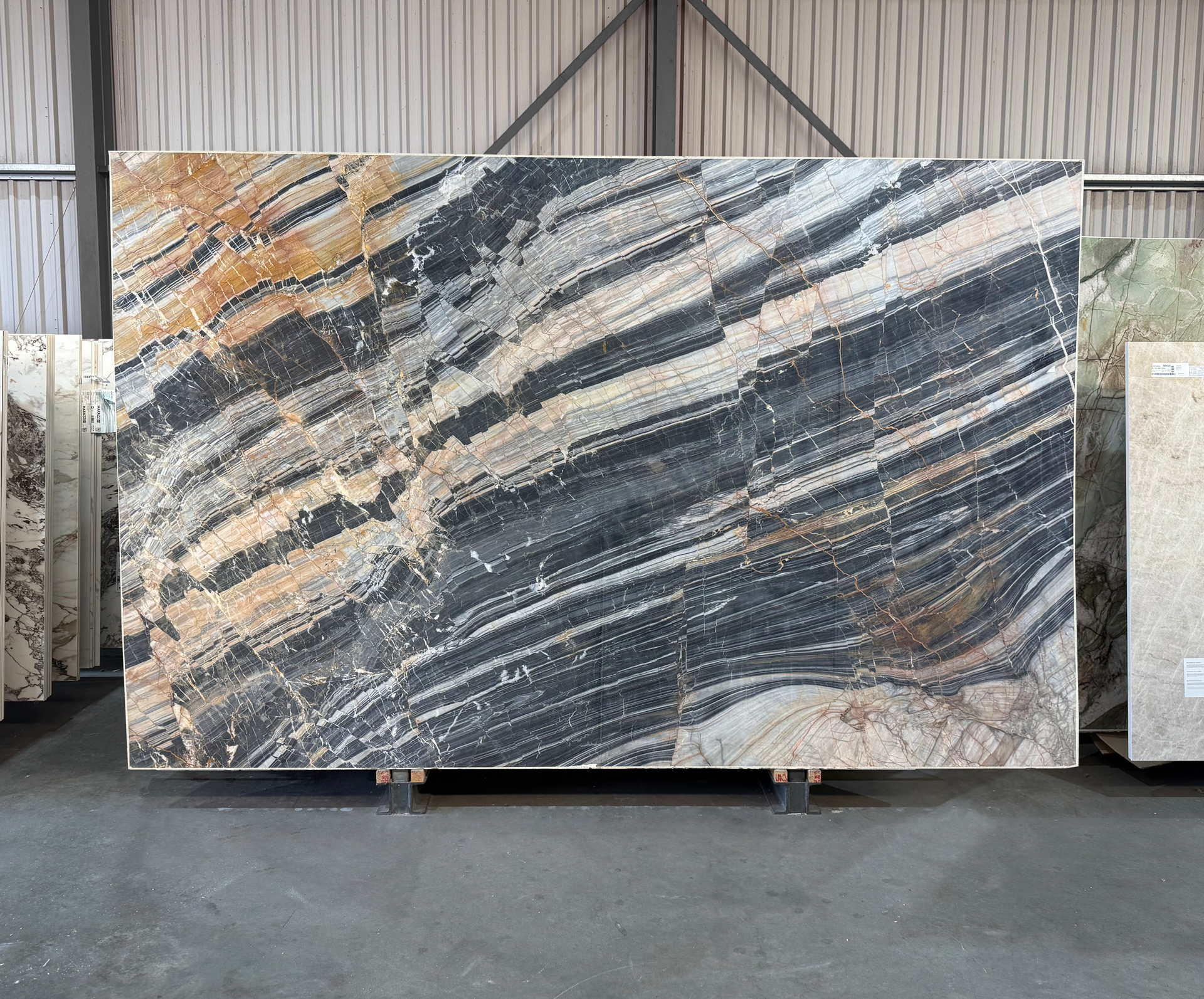 Blue Savannah 2cm gepolijst 0 - NCKBLK