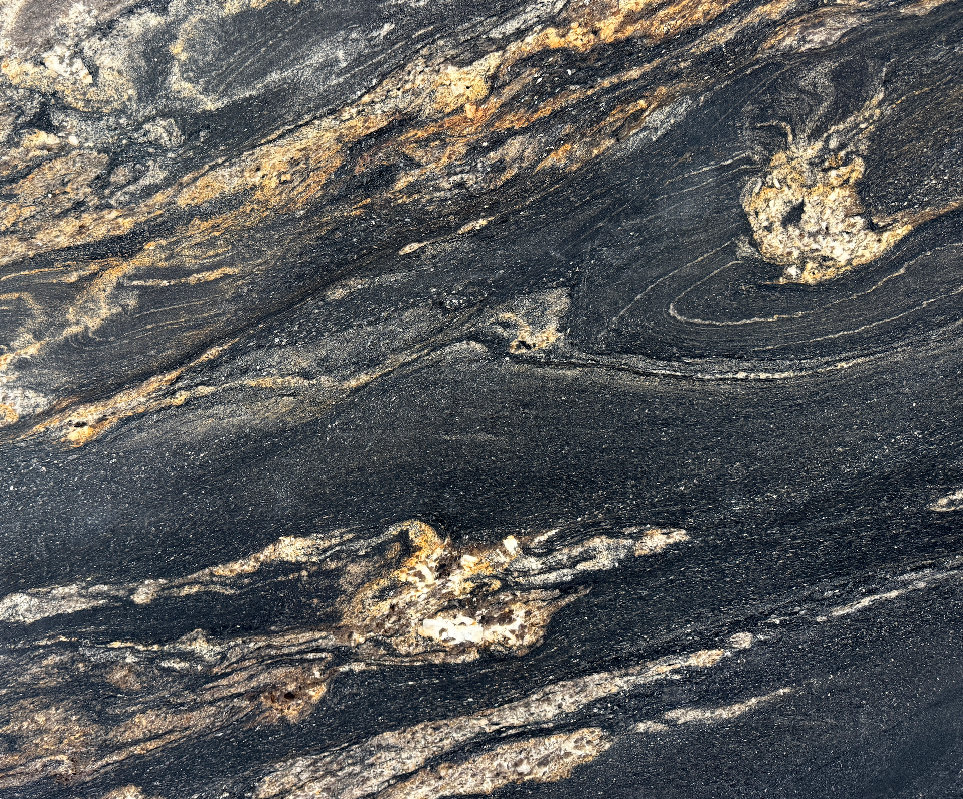 Titanium Gold 2 Cm Platen Gezoet 0 - NCKBLK