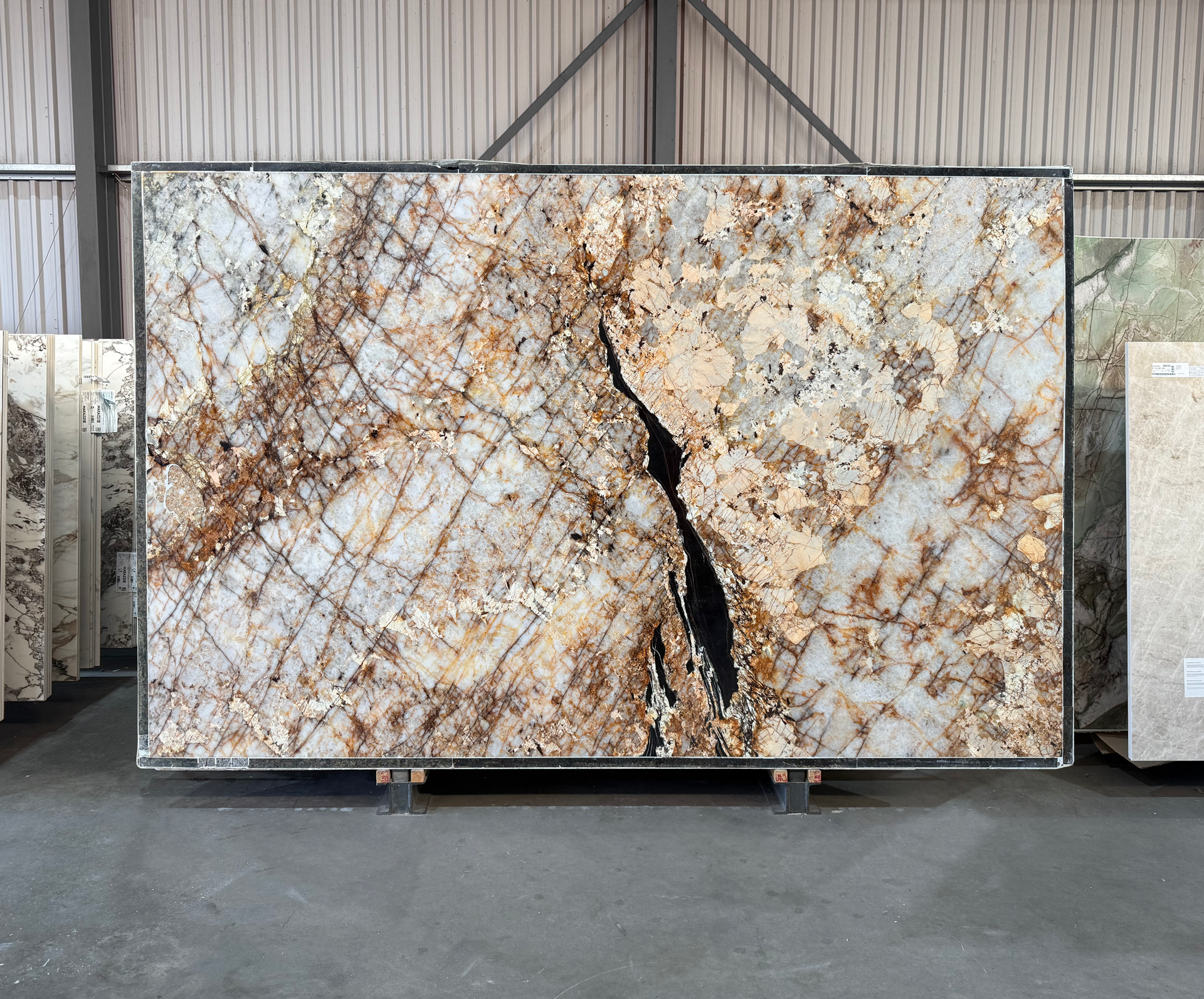 Patagonia Extra - 183 - NCKBLK