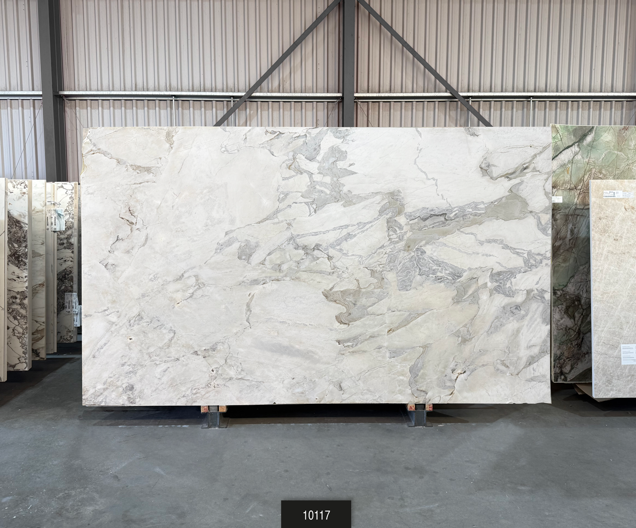 Calacatta Cameo - Gezoet - 130 - NCKBLK