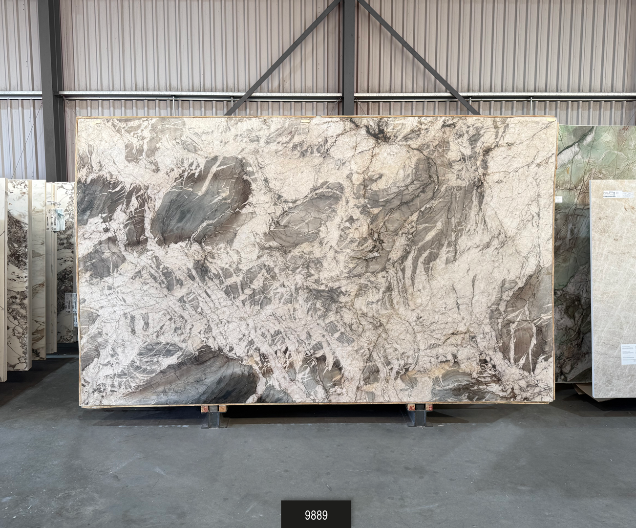 Vittara - Gepolijst - 122 - NCKBLK